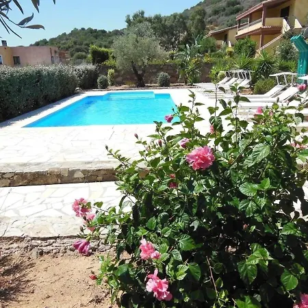 In Splendido E Riservato Villaggio, Marina Di *