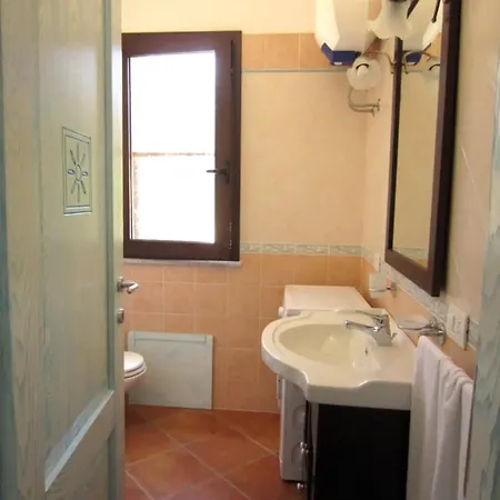 In Splendido E Riservato Villaggio, Marina Di * Тертения